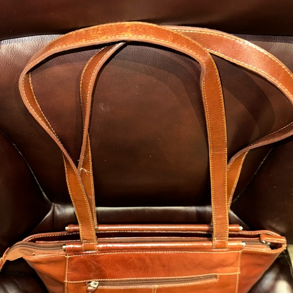 ***SOLD*** Tuscan’s Collection Leather Bag - Picture 4 of 16